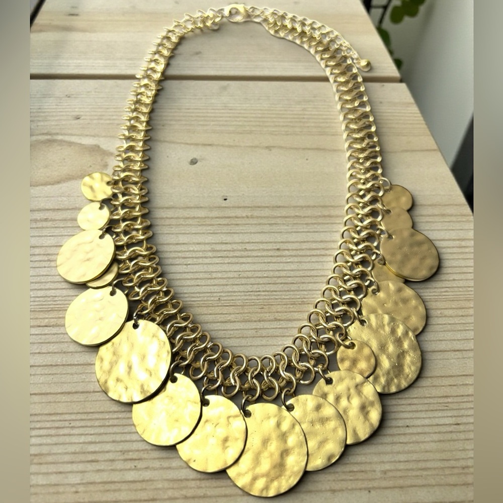 Elegant Gold Statement Coins Necklace
